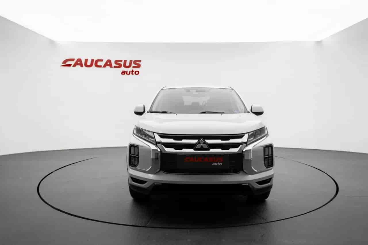 MITSUBISHI Outlander Sport - 2