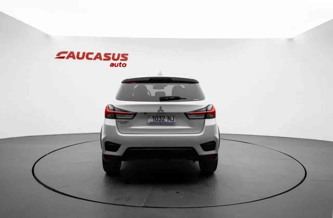 MITSUBISHI Outlander Sport - 5