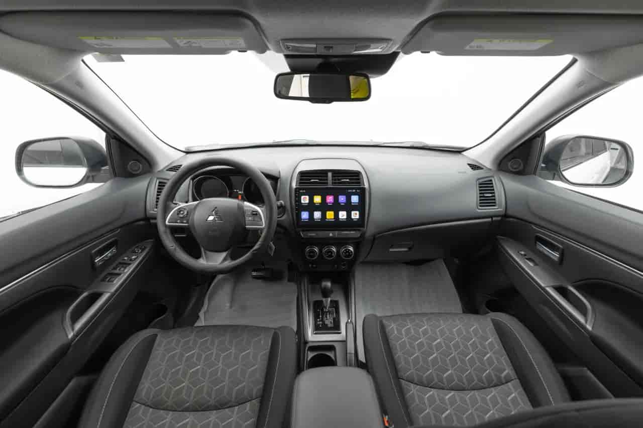 MITSUBISHI Outlander Sport - 9