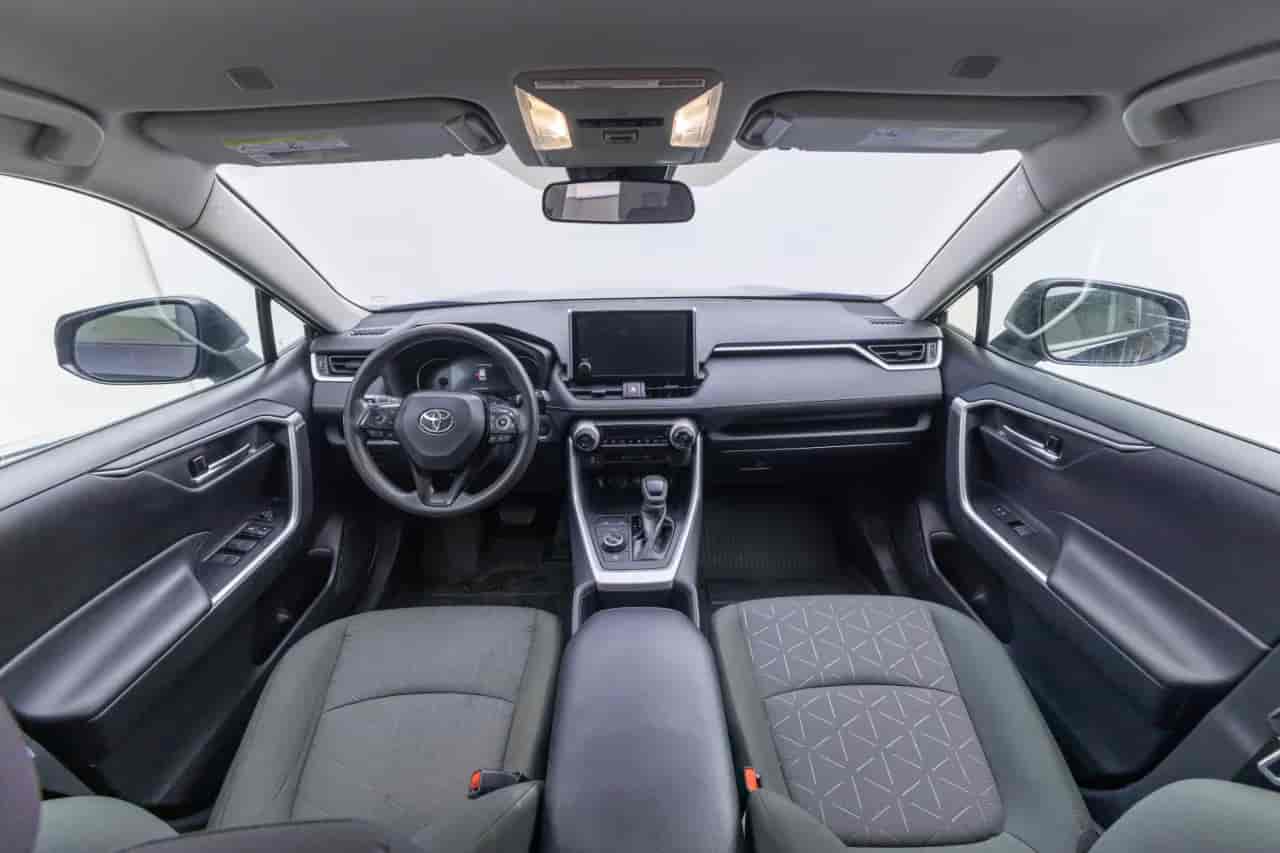 TOYOTA RAV4 - 9