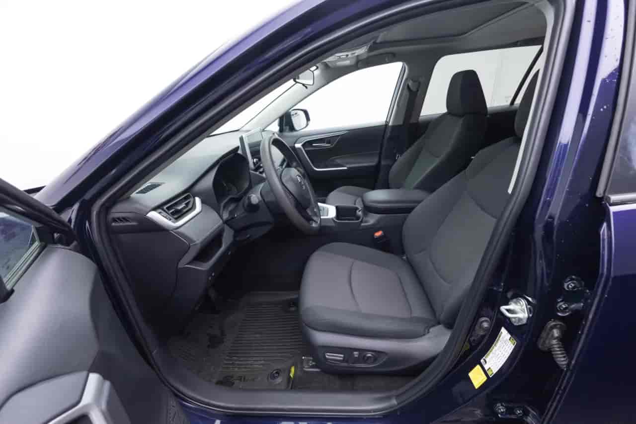 TOYOTA RAV4 - 10