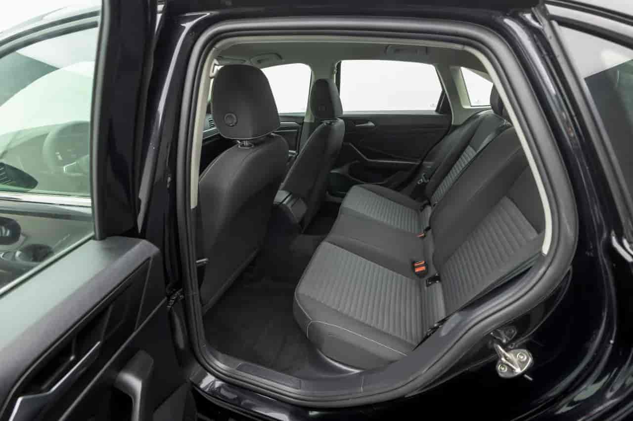 VOLKSWAGEN Jetta - 7