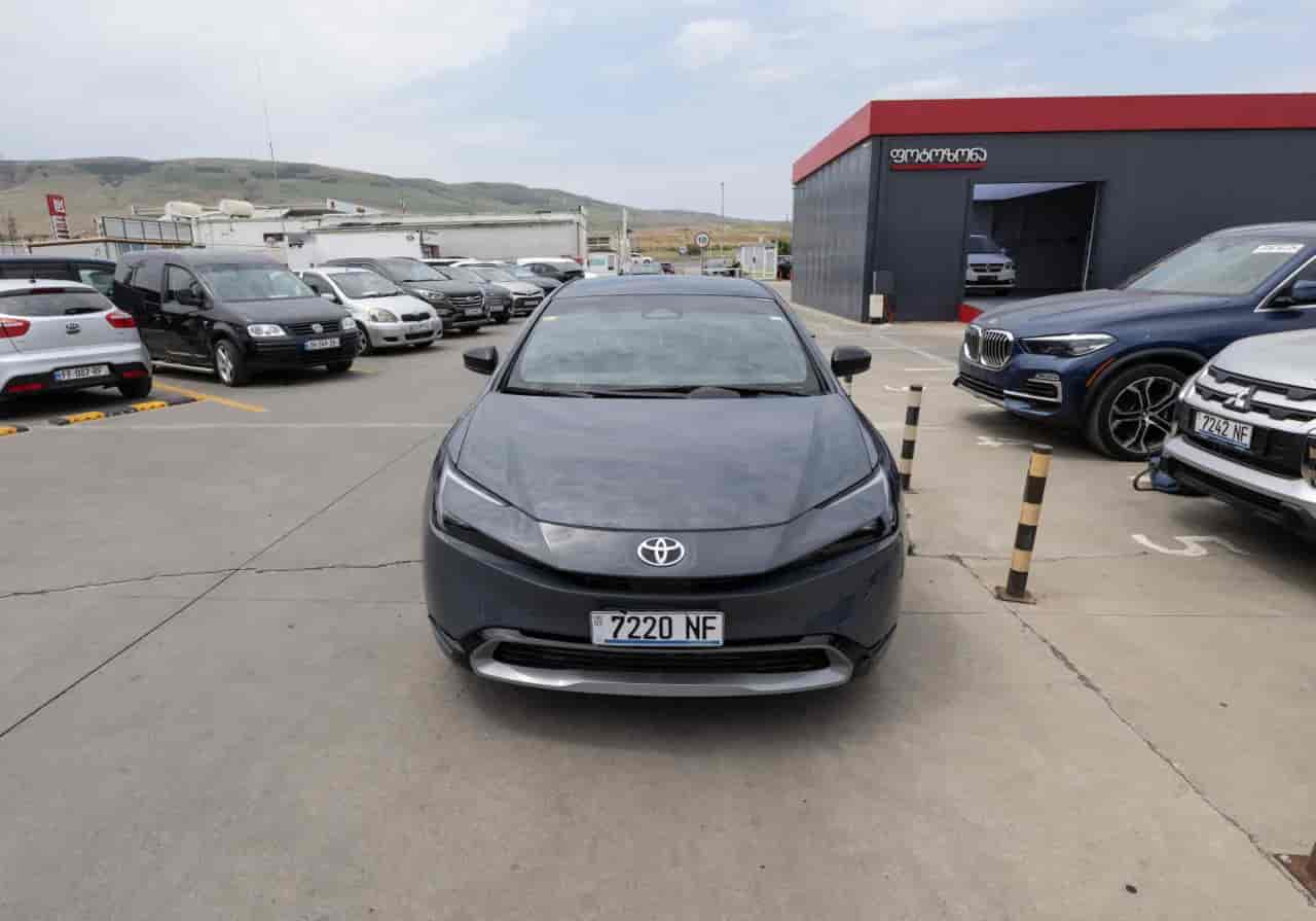 TOYOTA Prius - 2