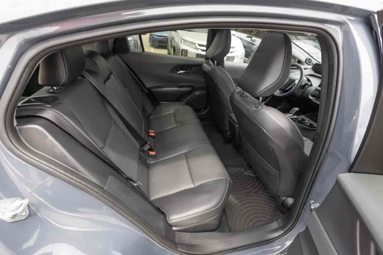 TOYOTA Prius - 8