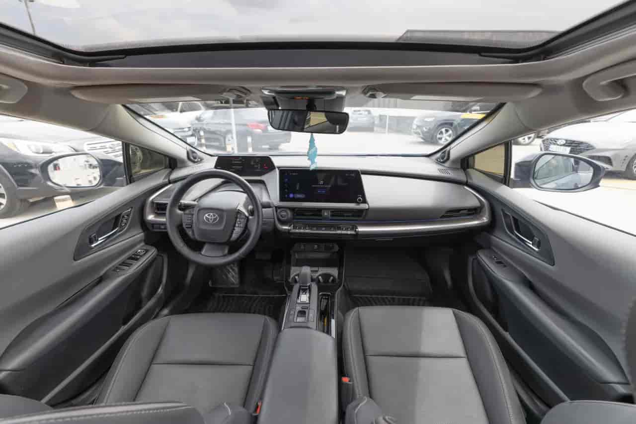 TOYOTA Prius - 9