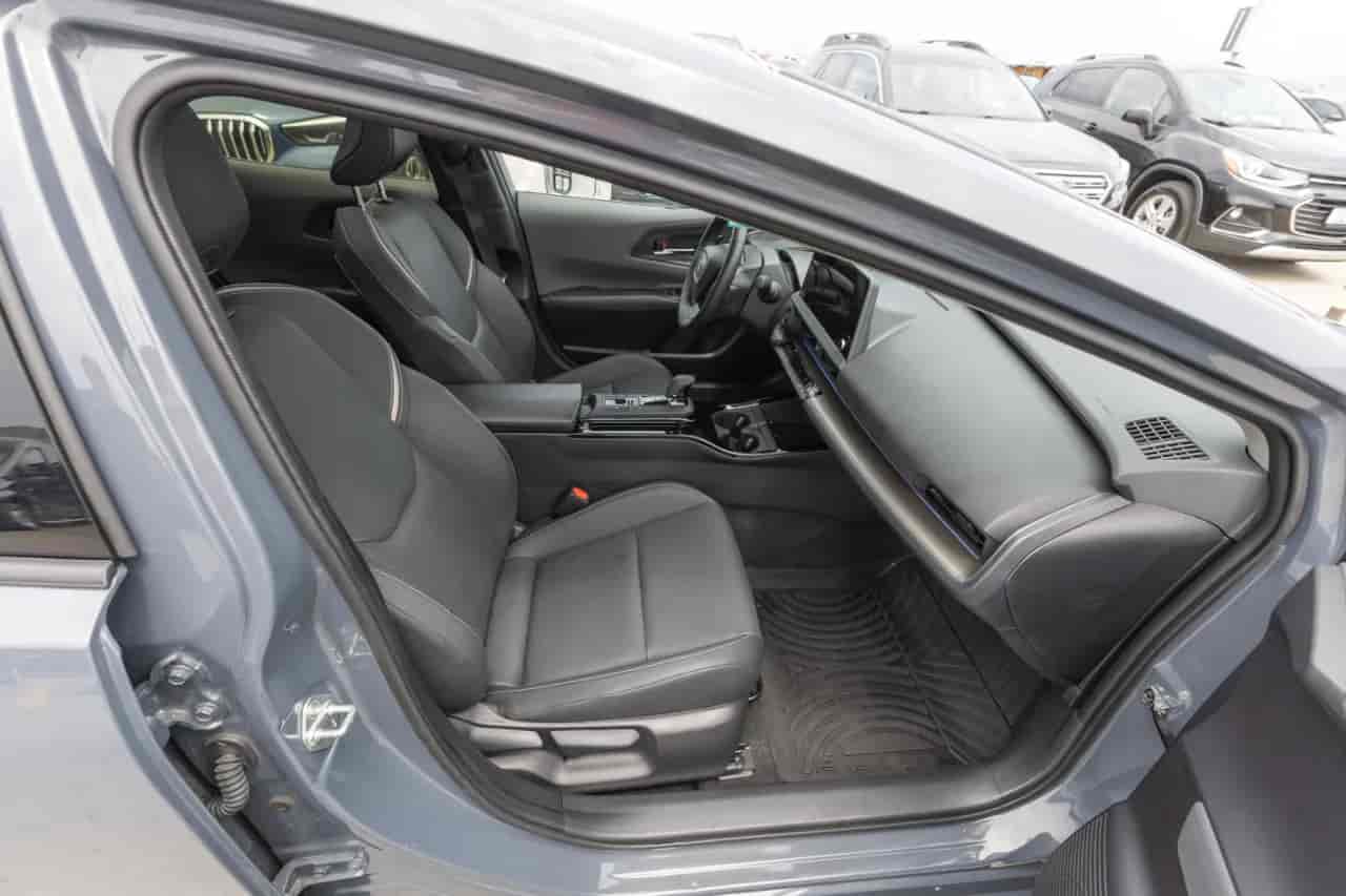 TOYOTA Prius - 10