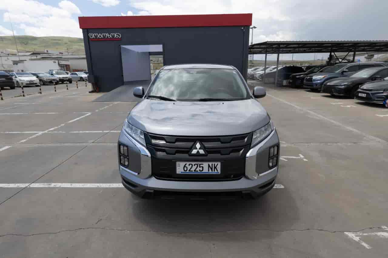 MITSUBISHI Outlander Sport - 2