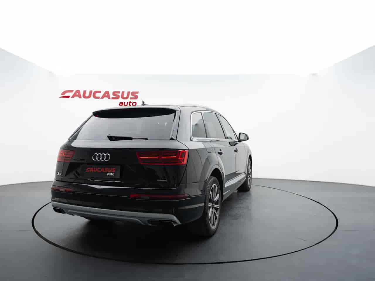 AUDI Q7 - 4