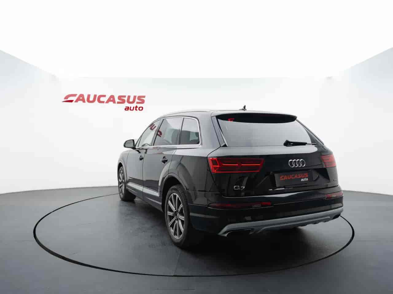 AUDI Q7 - 6