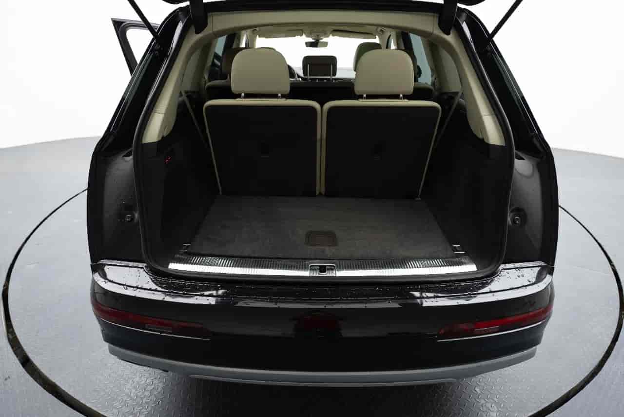AUDI Q7 - 7