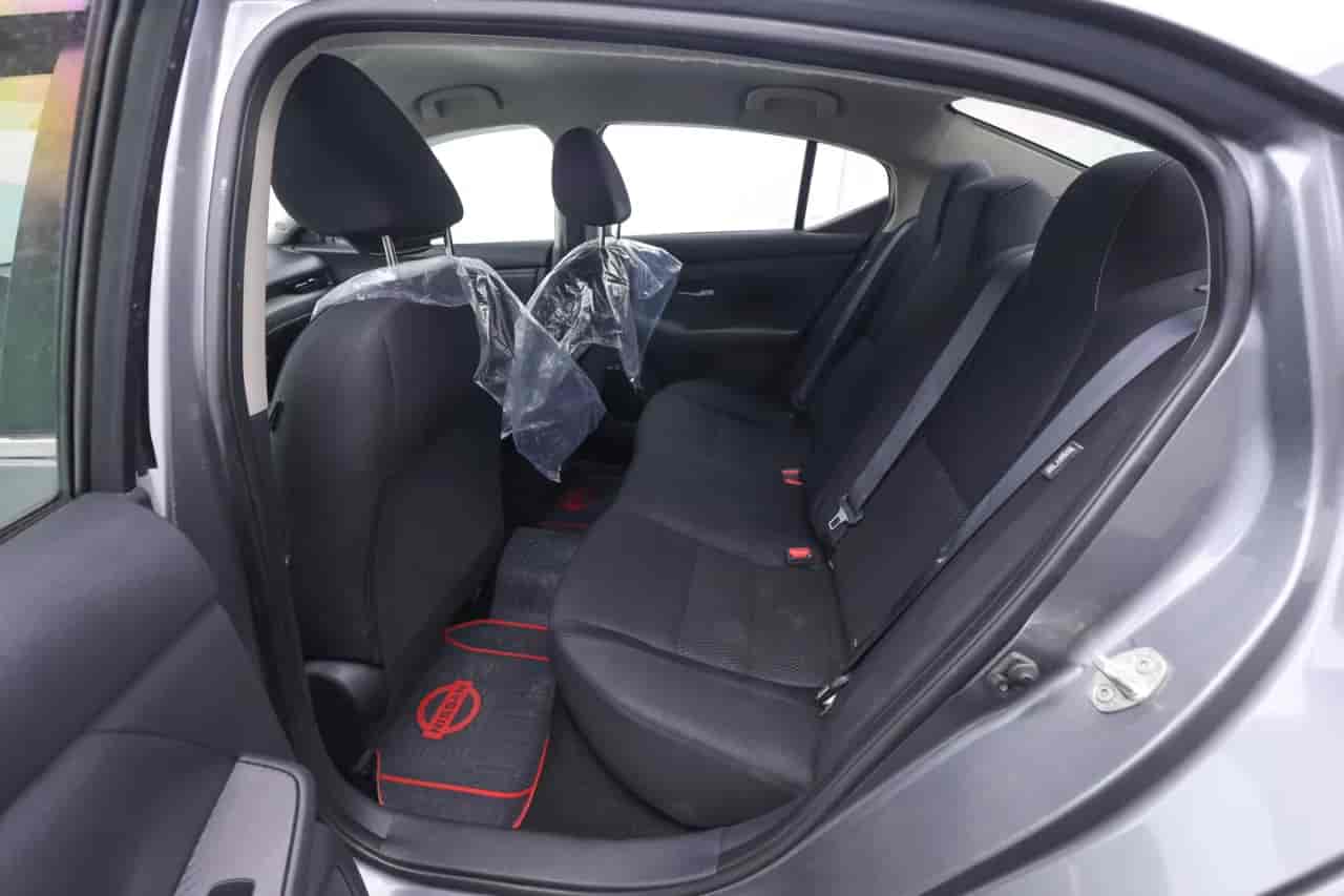 NISSAN Sentra - 8