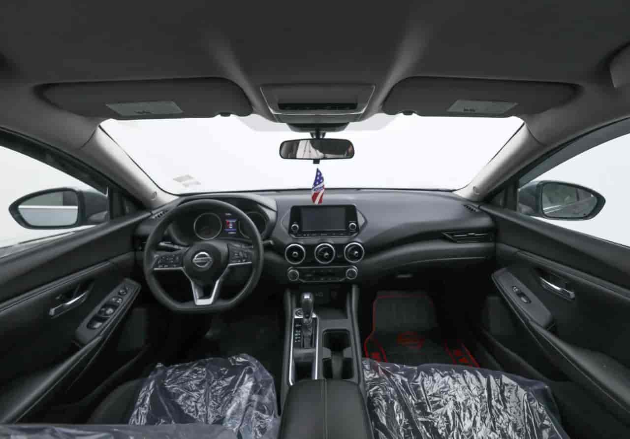 NISSAN Sentra - 9