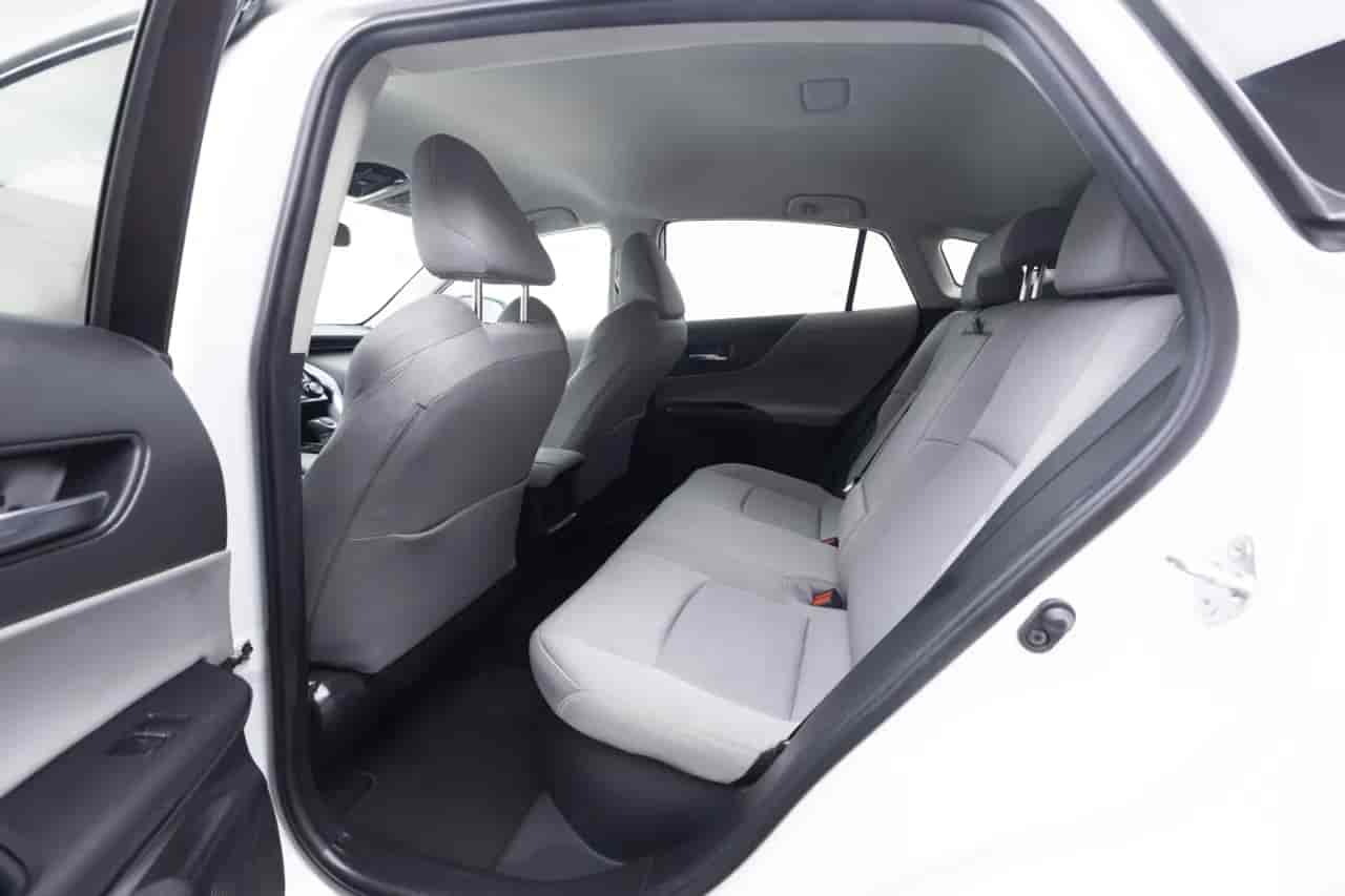 TOYOTA Venza - 8