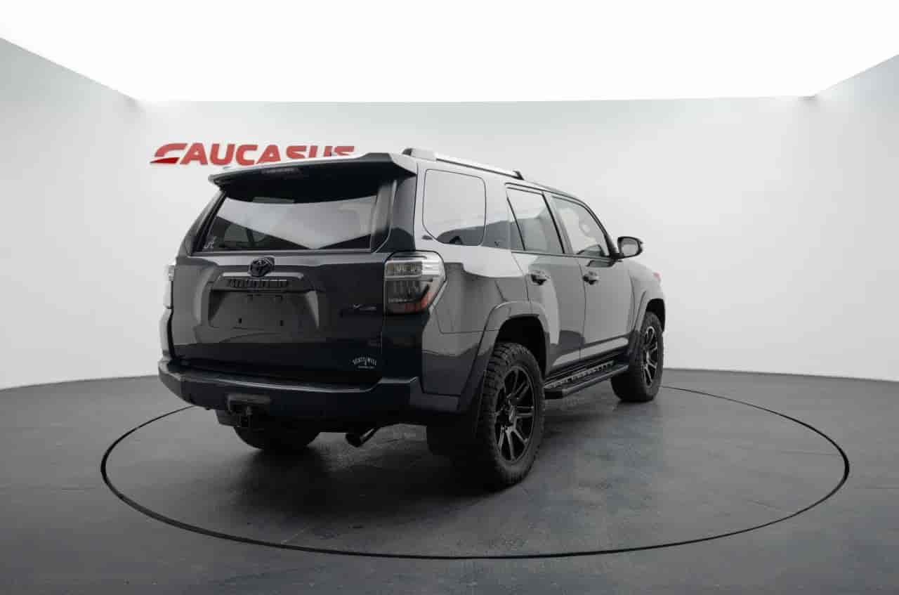 TOYOTA 4Runner - 4