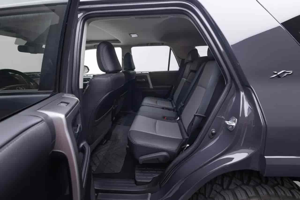 TOYOTA 4Runner - 9