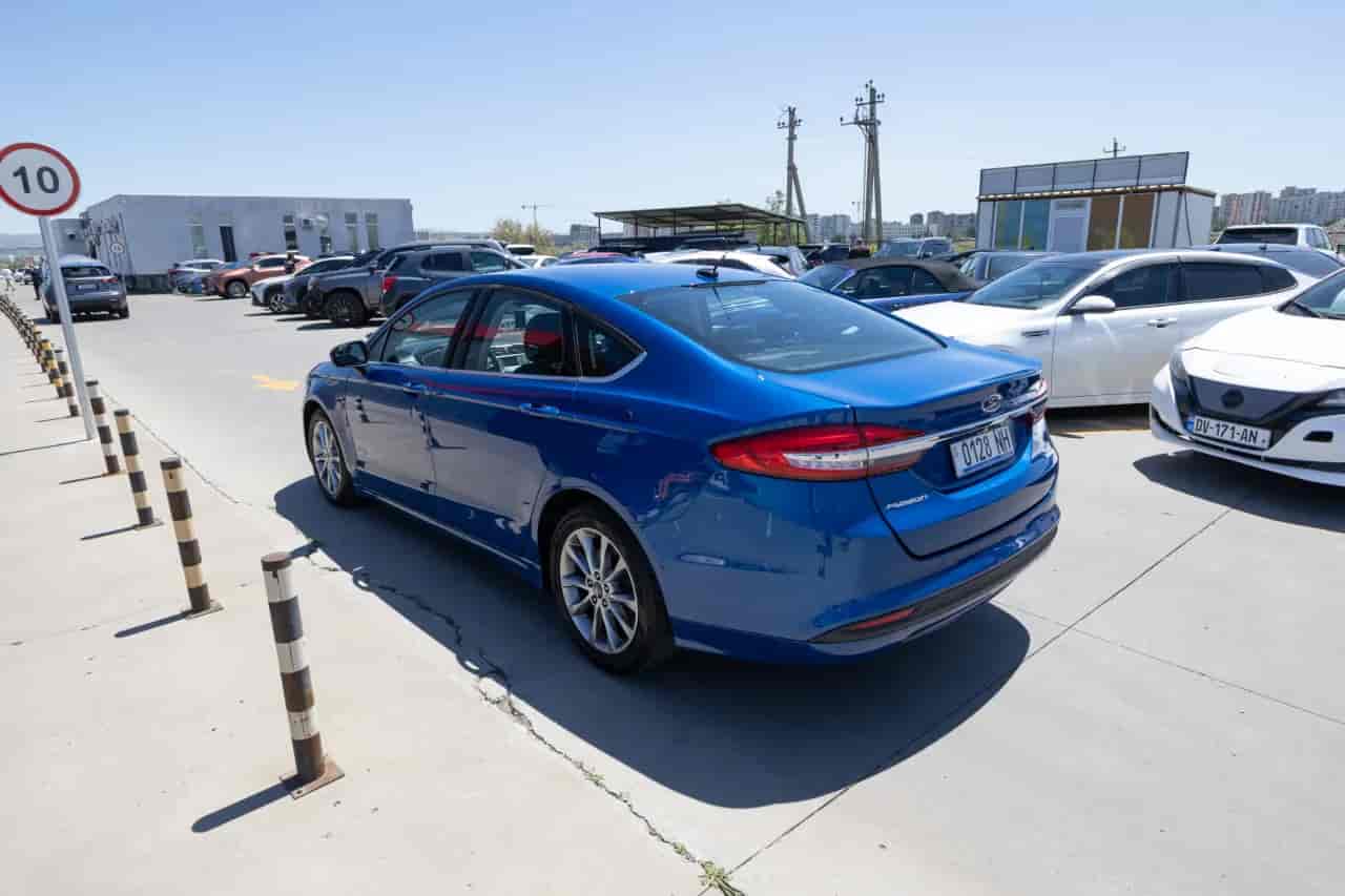 FORD Fusion - 6