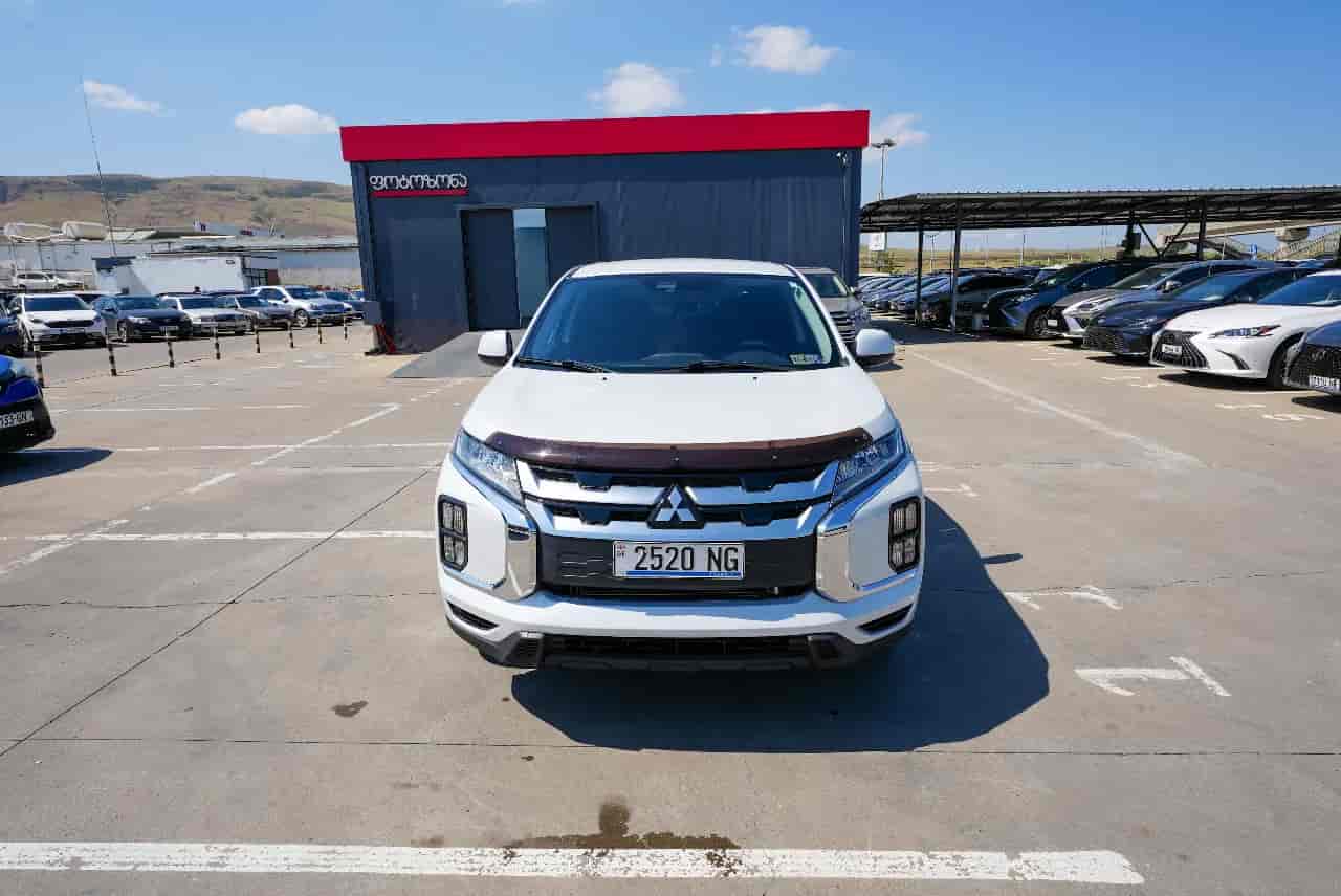MITSUBISHI Outlander Sport - 2
