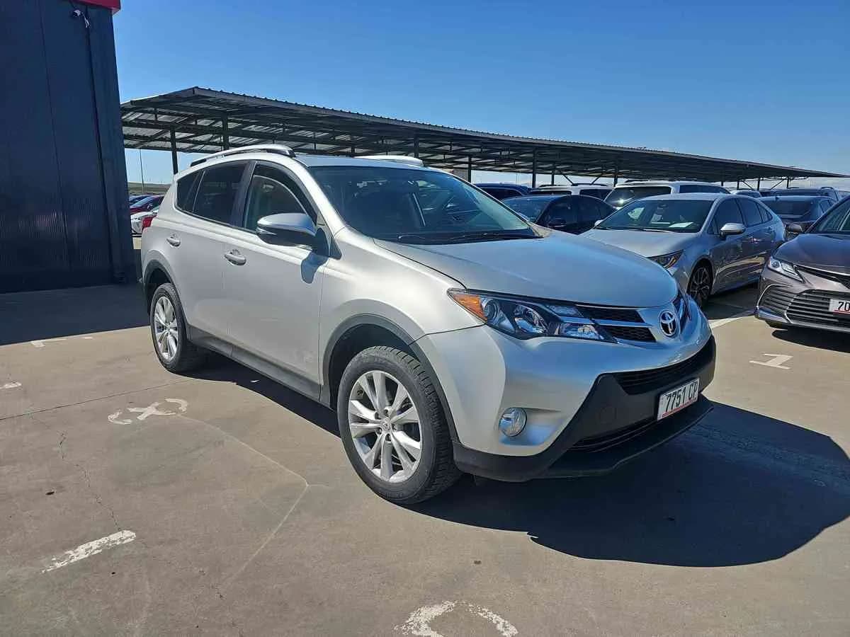 TOYOTA RAV4 - 3