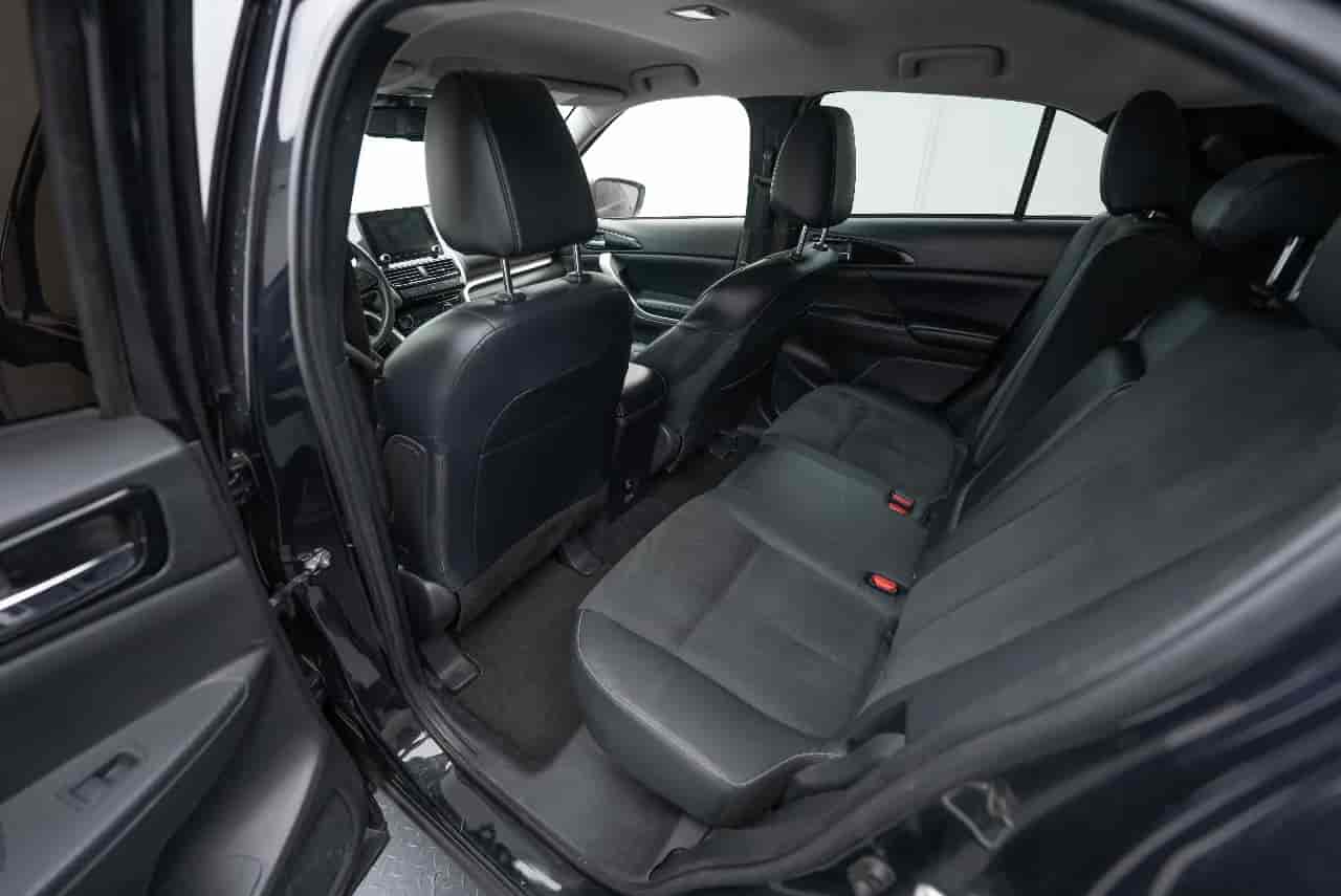 MITSUBISHI Eclipse Cross - 8
