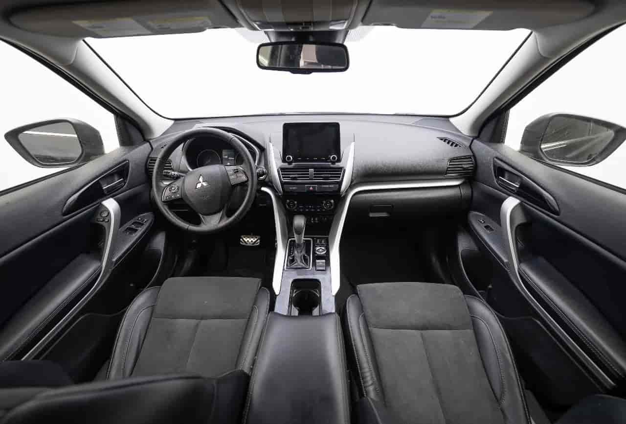 MITSUBISHI Eclipse Cross - 9