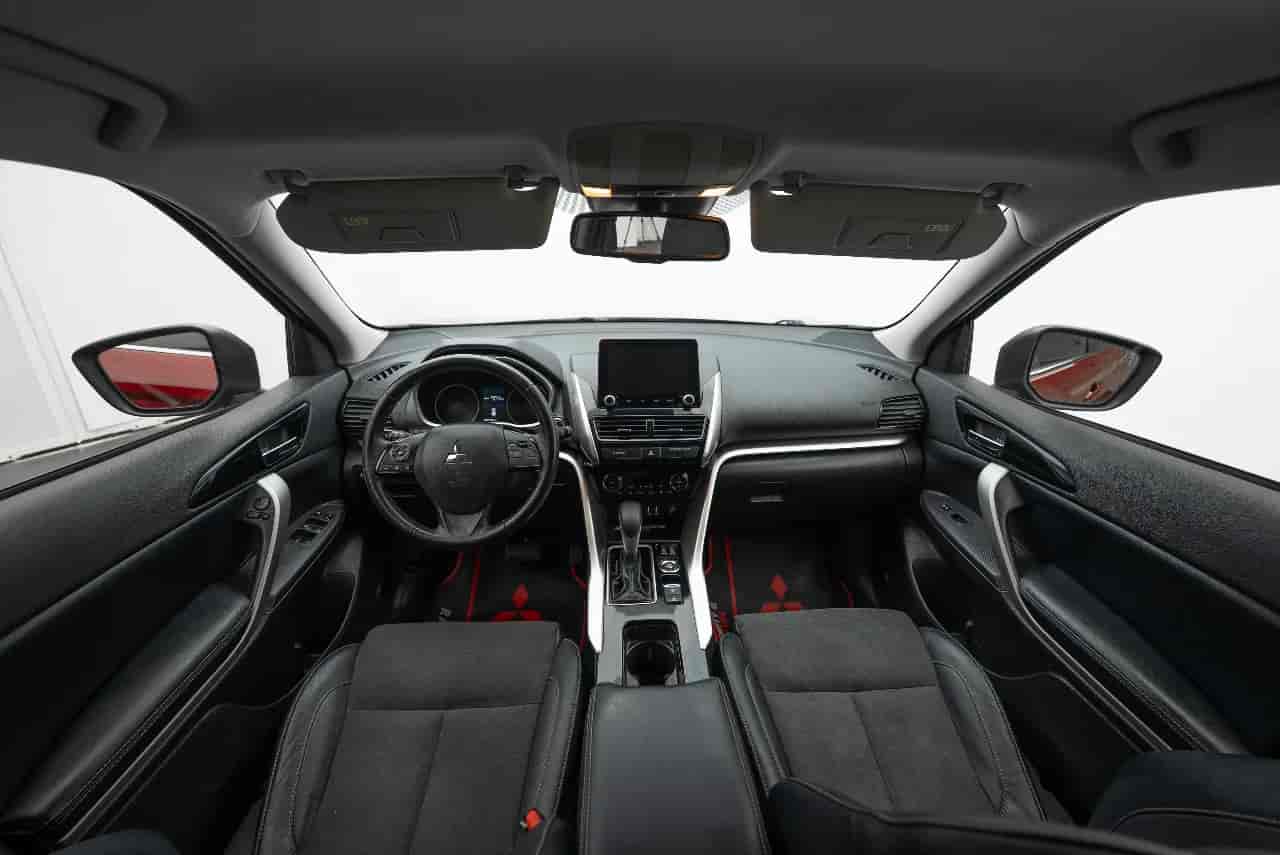 MITSUBISHI Eclipse Cross - 9
