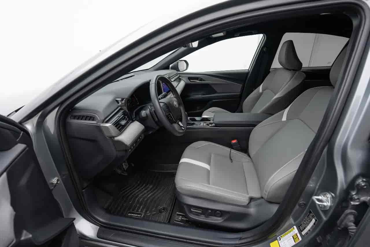 TOYOTA Camry - 10