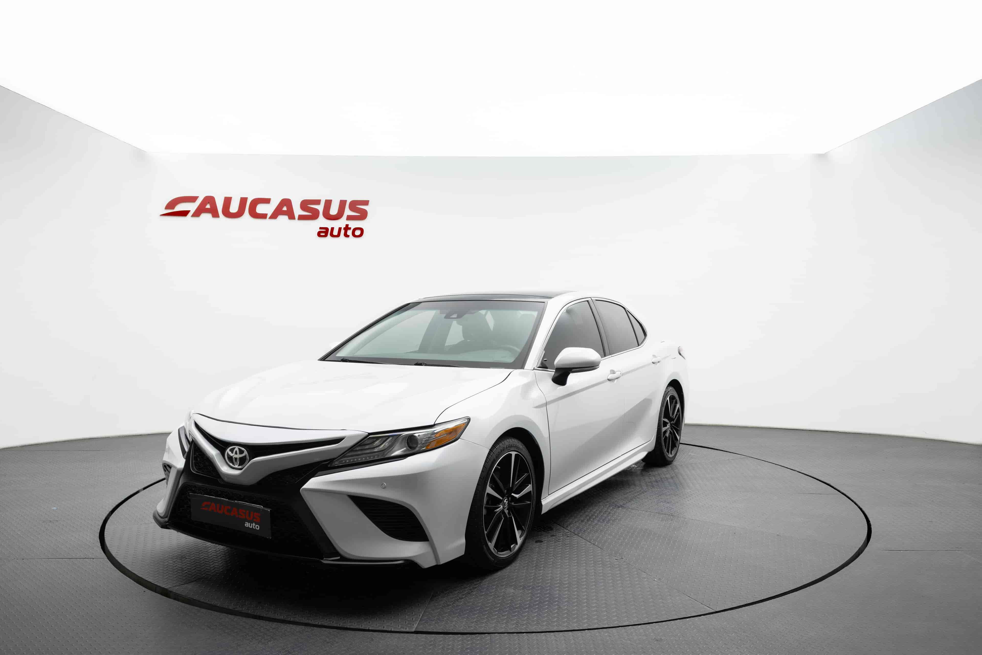 TOYOTA Camry - 1
