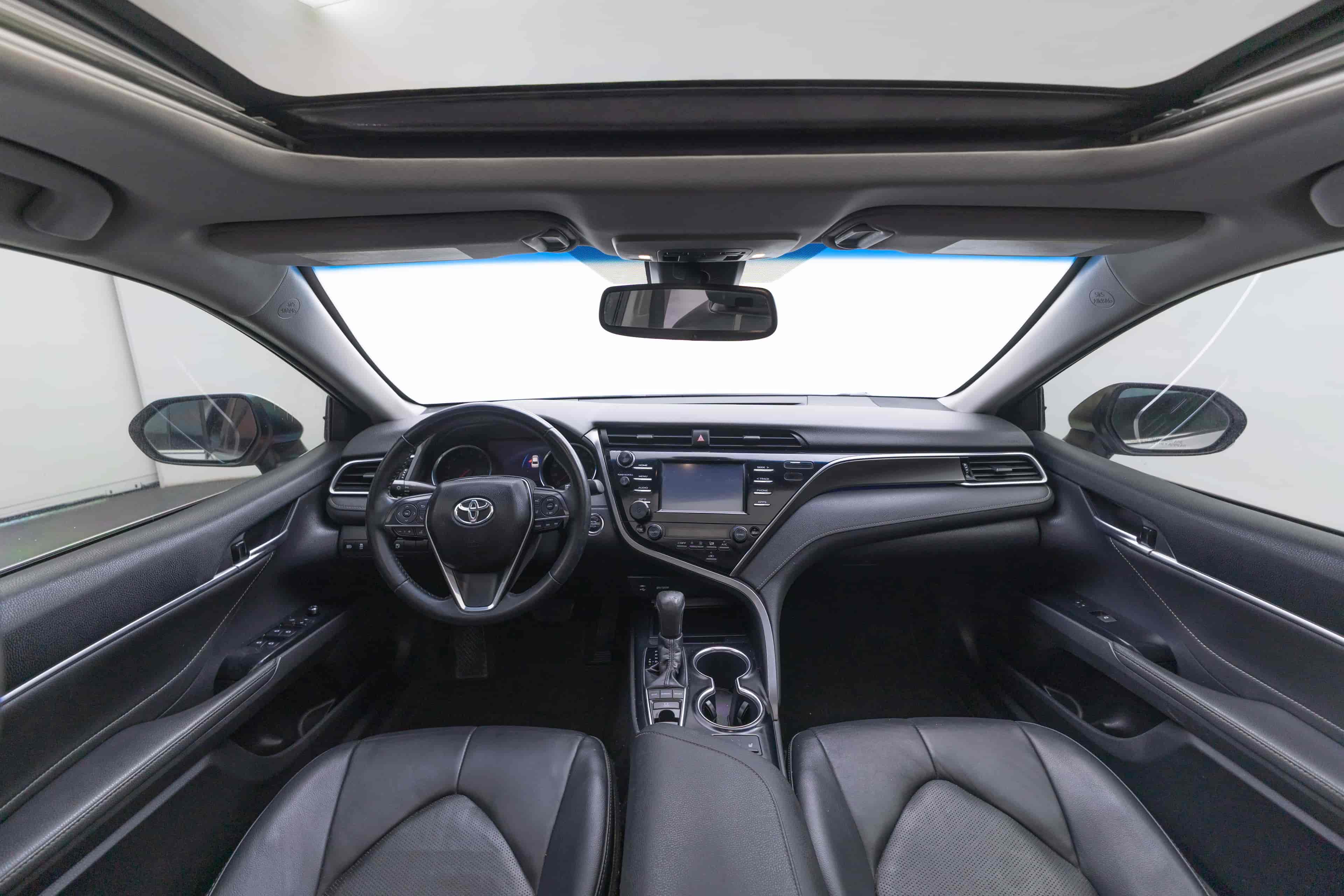 TOYOTA Camry - 8