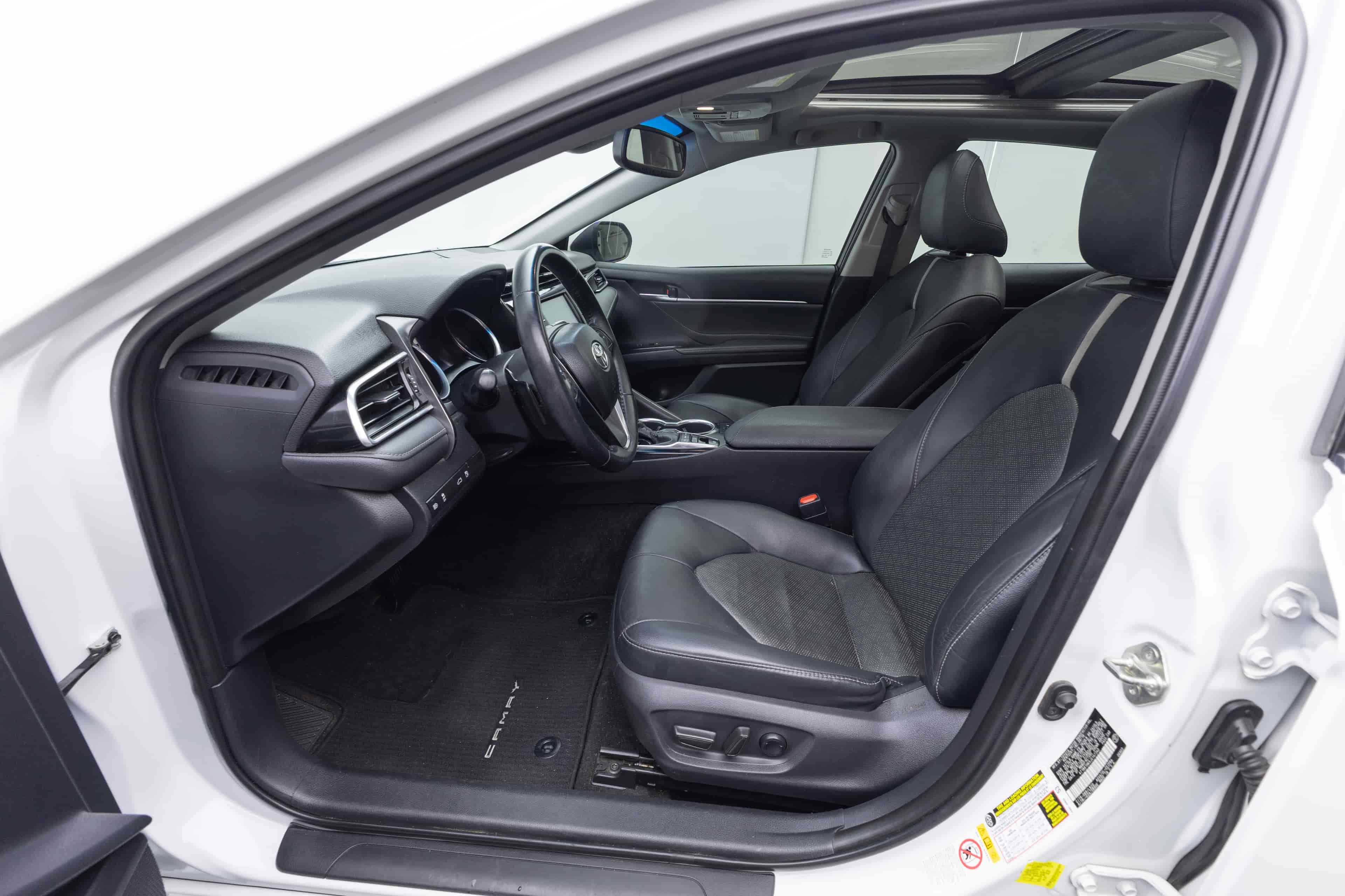 TOYOTA Camry - 9
