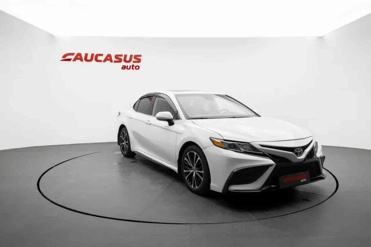 TOYOTA Camry - 3