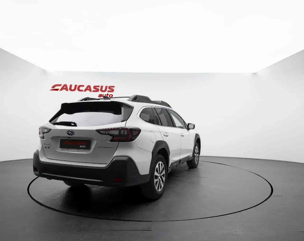 SUBARU Outback - 4