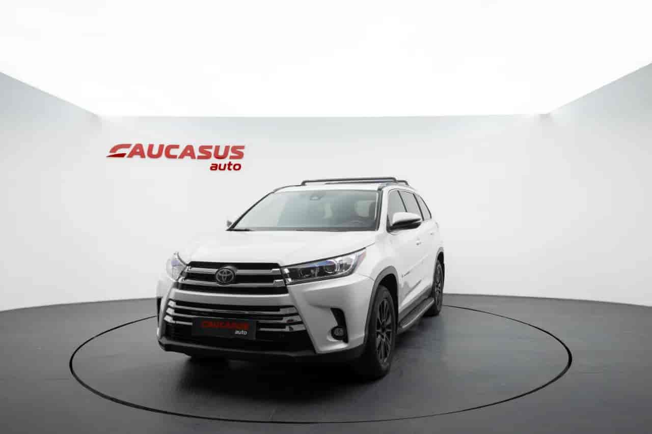 TOYOTA Highlander - 1
