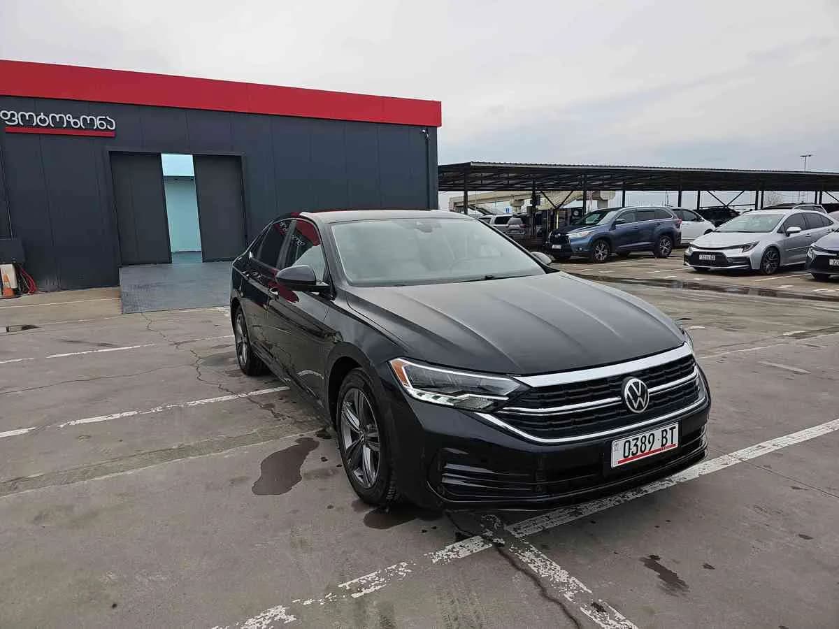 VOLKSWAGEN Jetta - 3