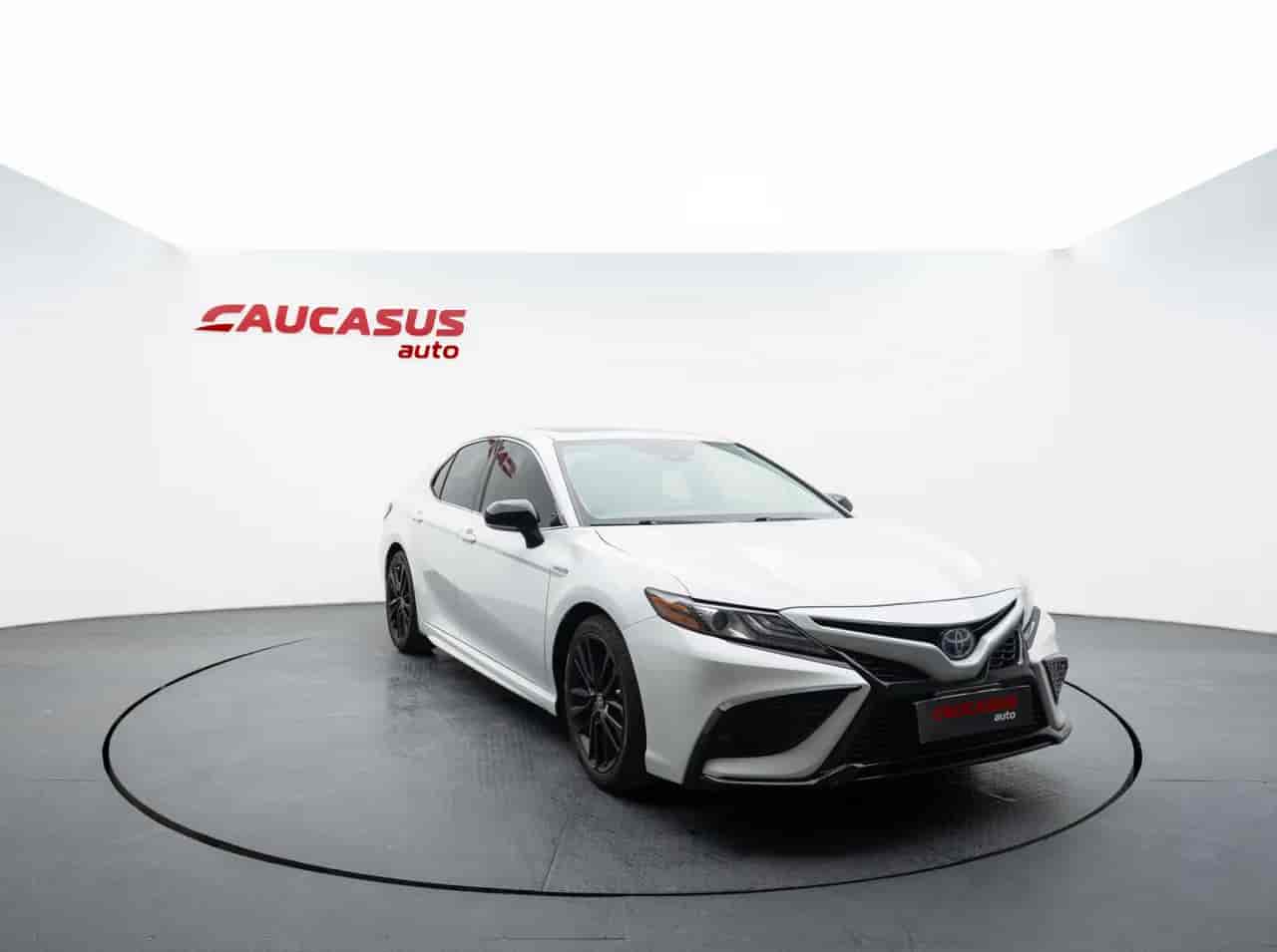 TOYOTA Camry - 3