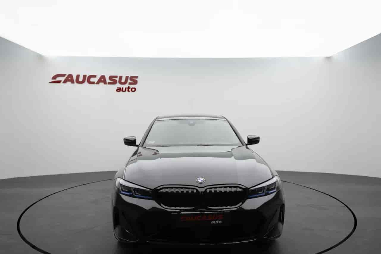 BMW 3-Series - 2