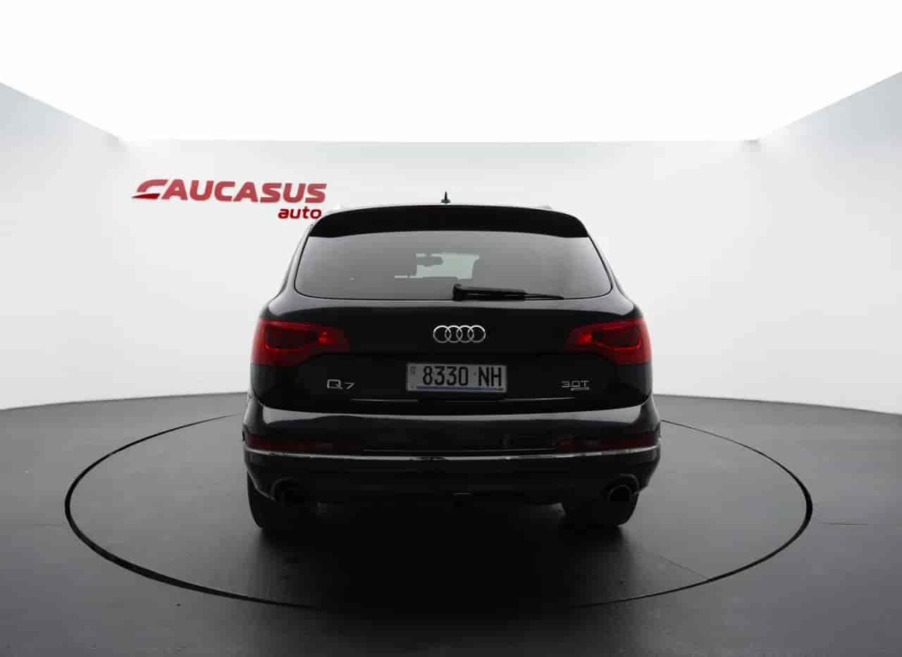 AUDI Q7 - 5