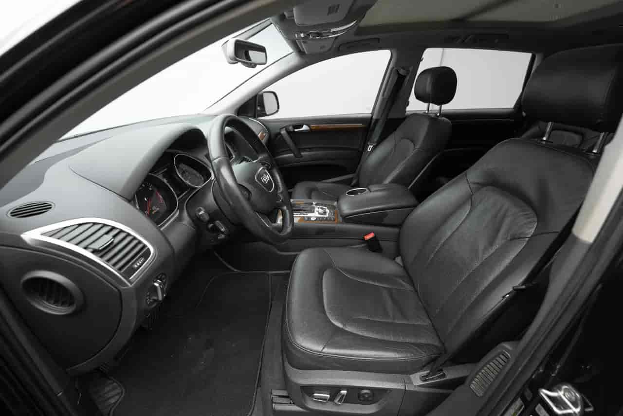 AUDI Q7 - 10
