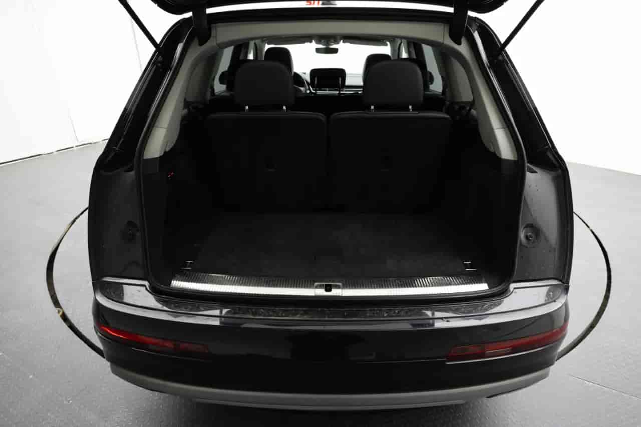AUDI Q7 - 7