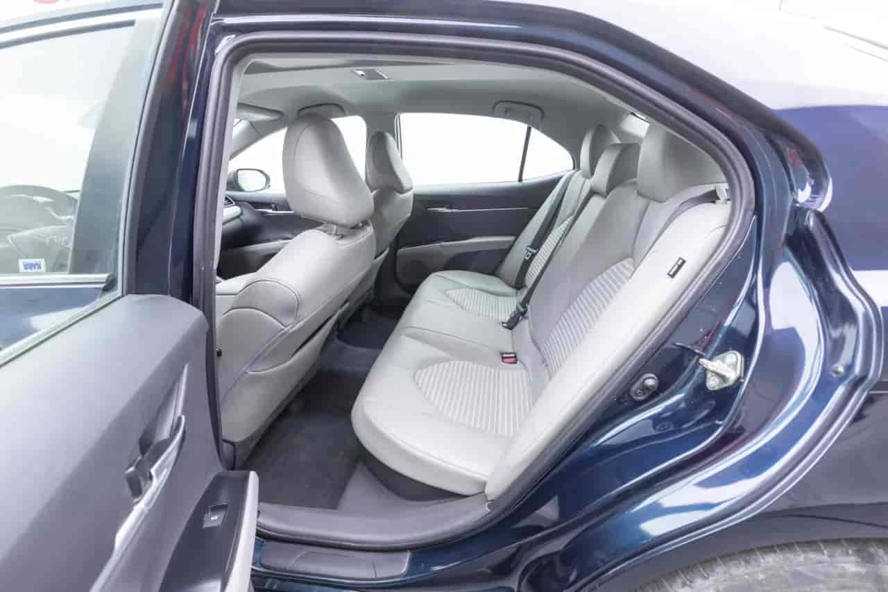 TOYOTA Camry - 8