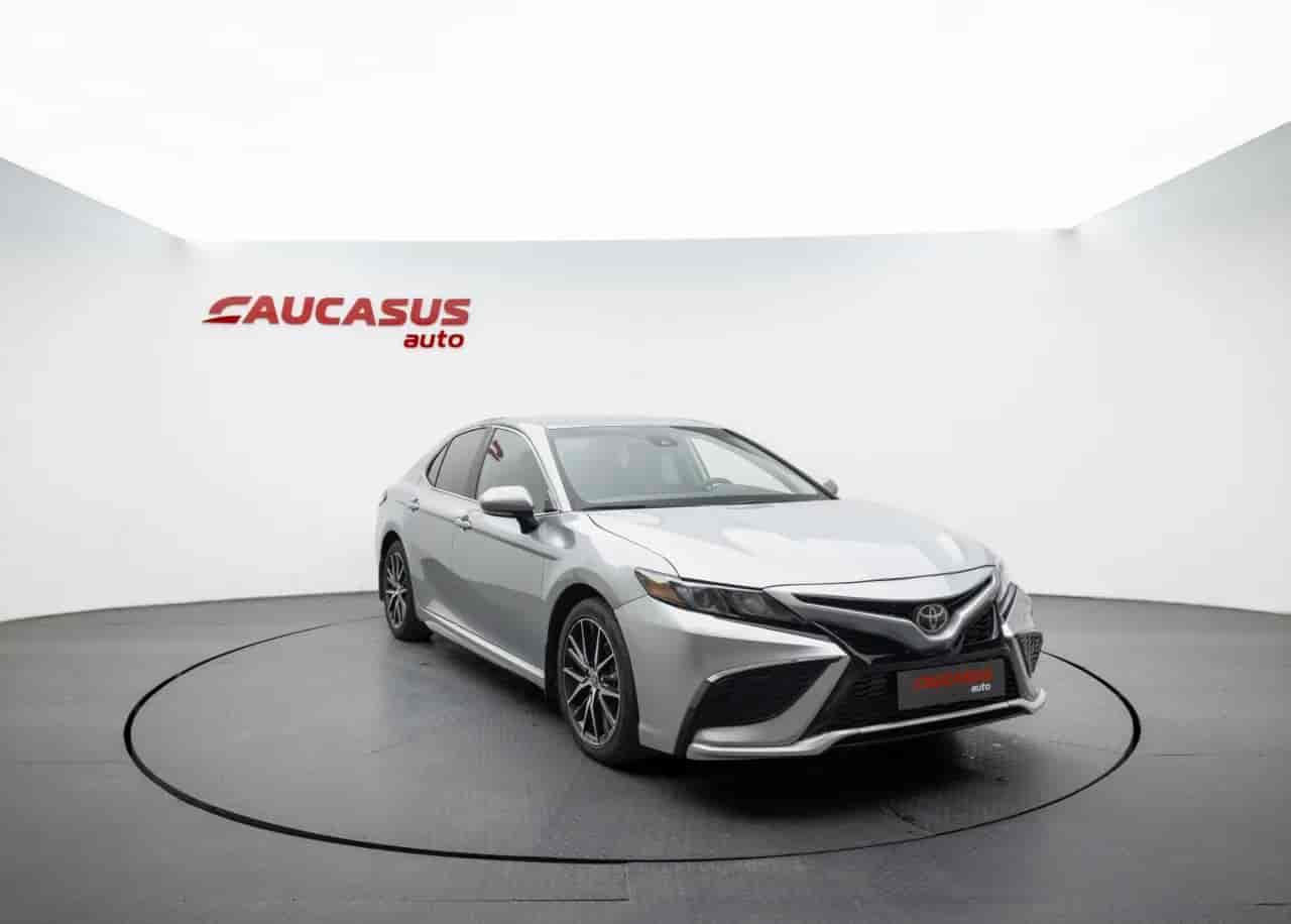 TOYOTA Camry - 3