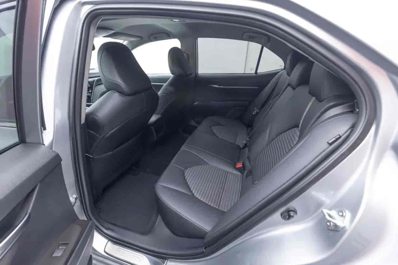 TOYOTA Camry - 8