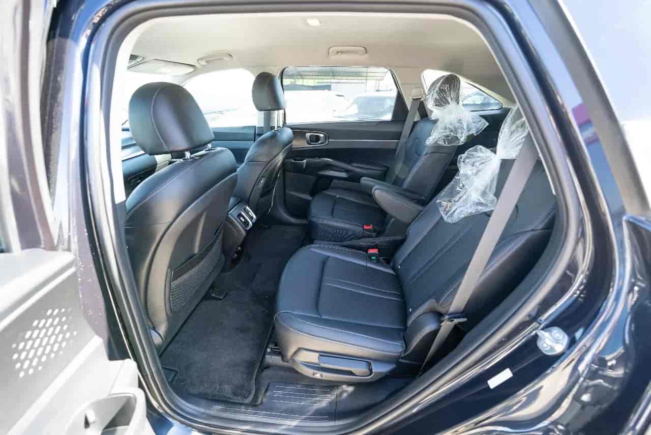 KIA Sorento - 8