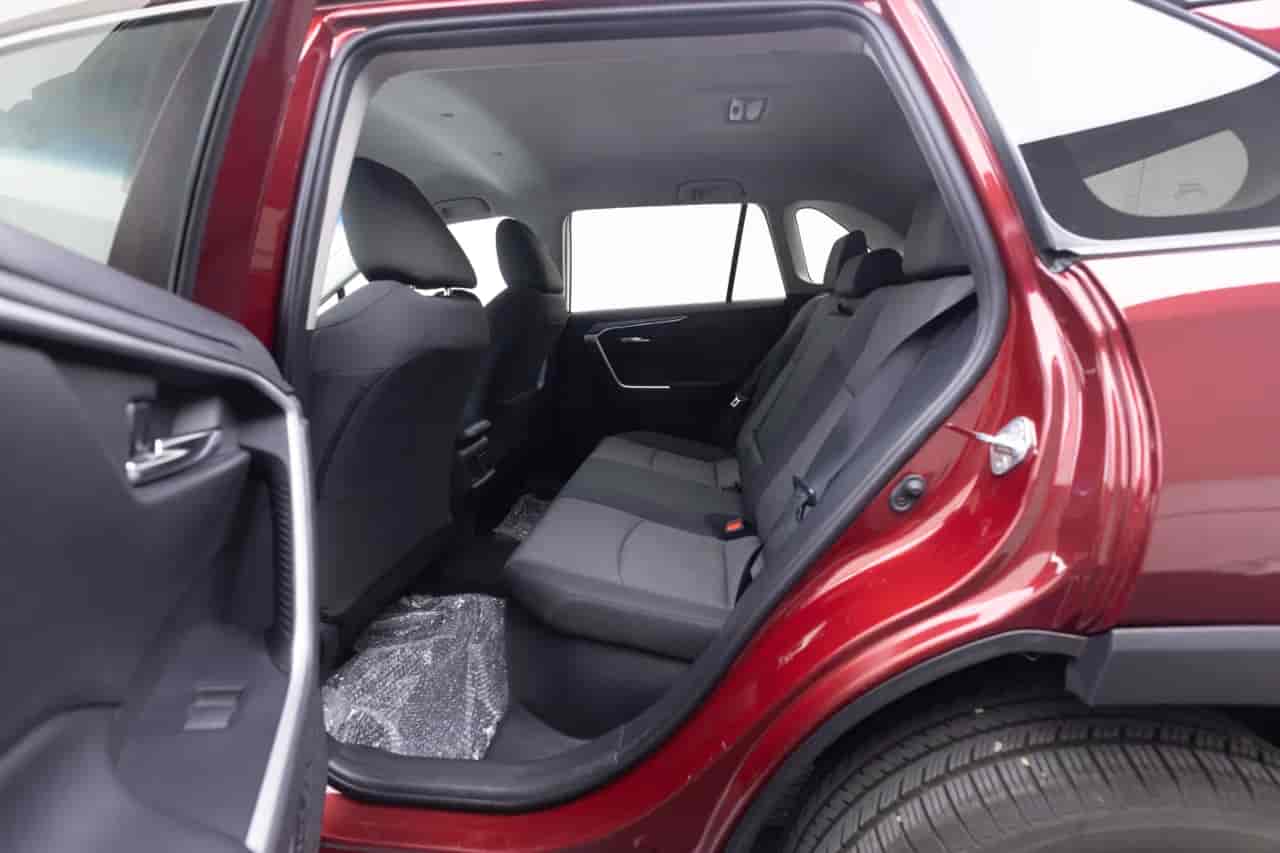 TOYOTA RAV4 - 8