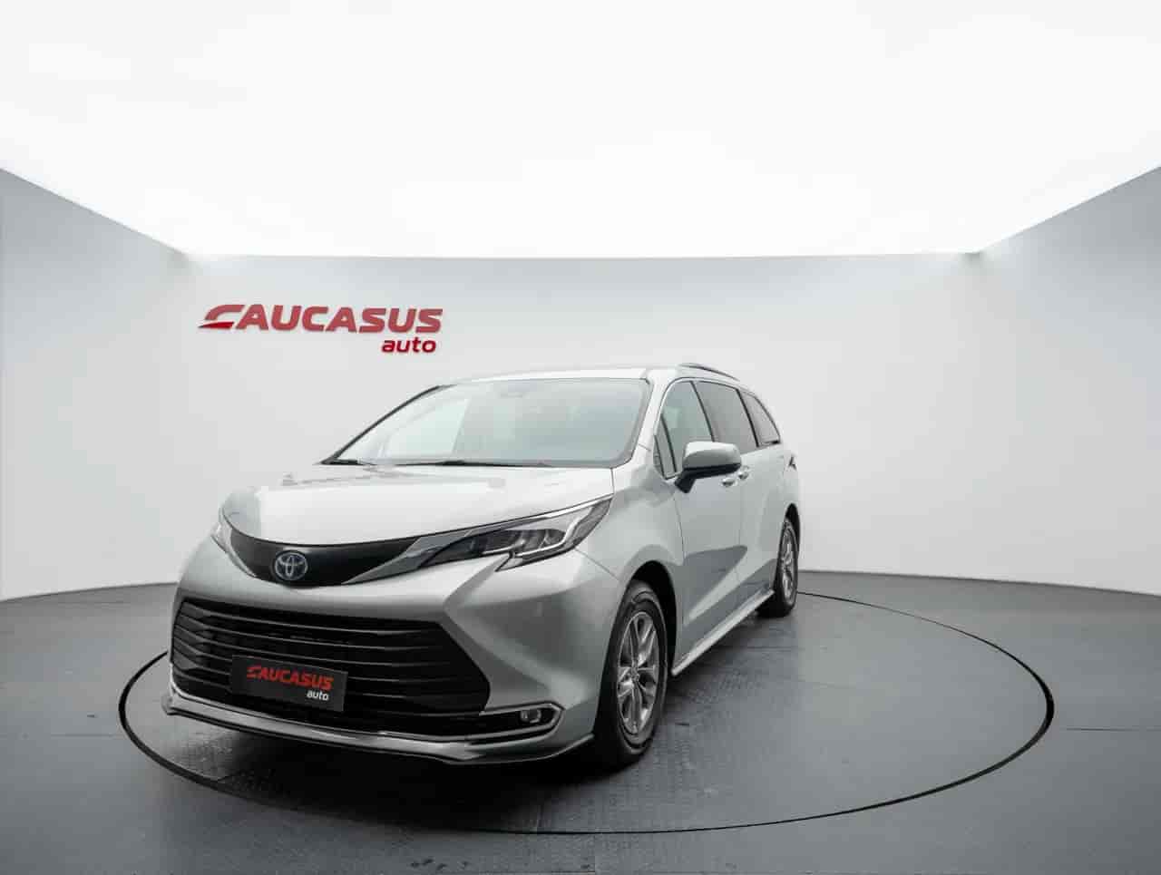 TOYOTA Sienna - 1