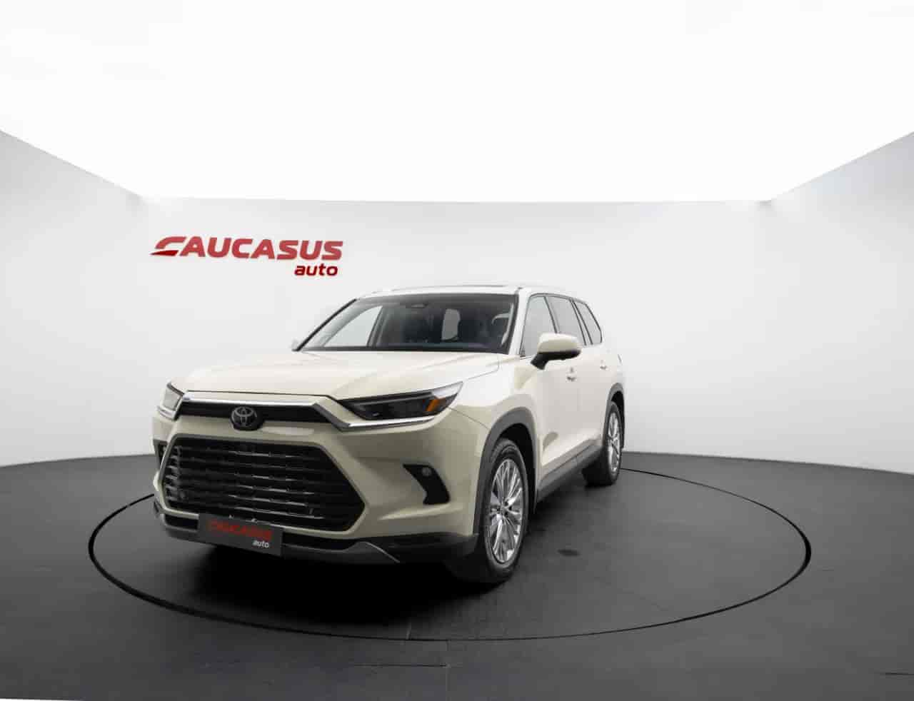 TOYOTA Grand Highlander - 1