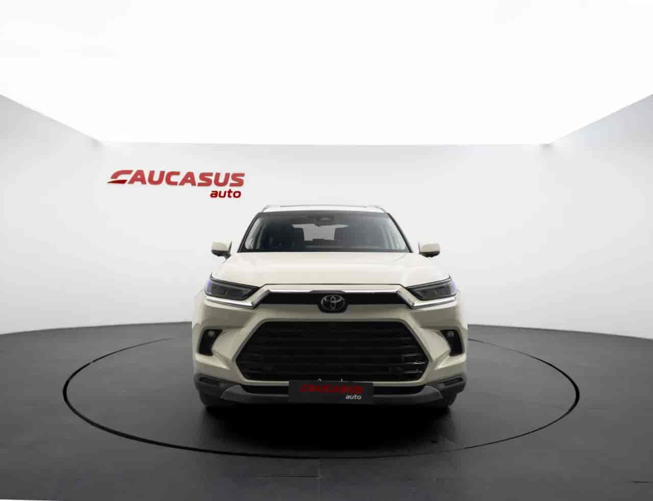 TOYOTA Grand Highlander - 2