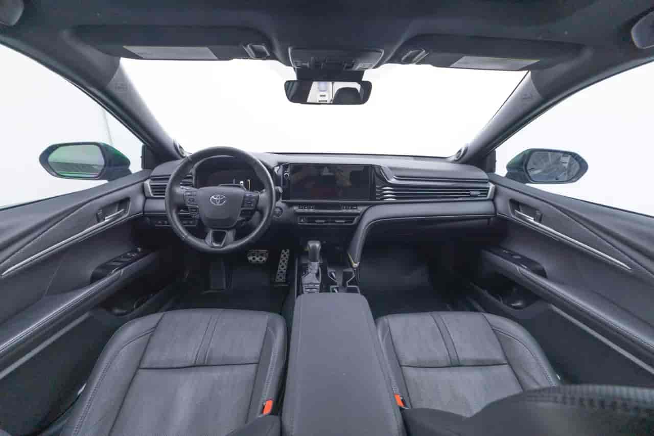 TOYOTA Camry - 8