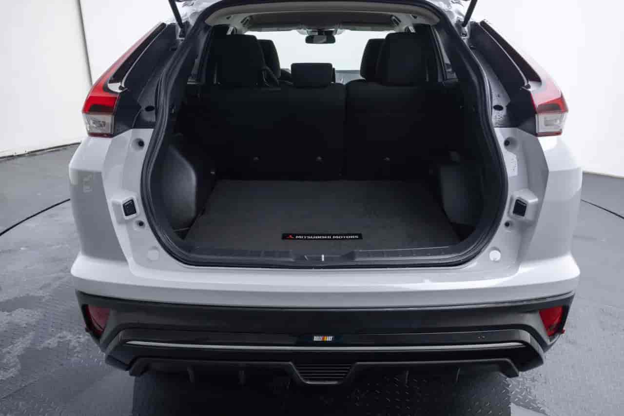 MITSUBISHI Eclipse Cross - 7