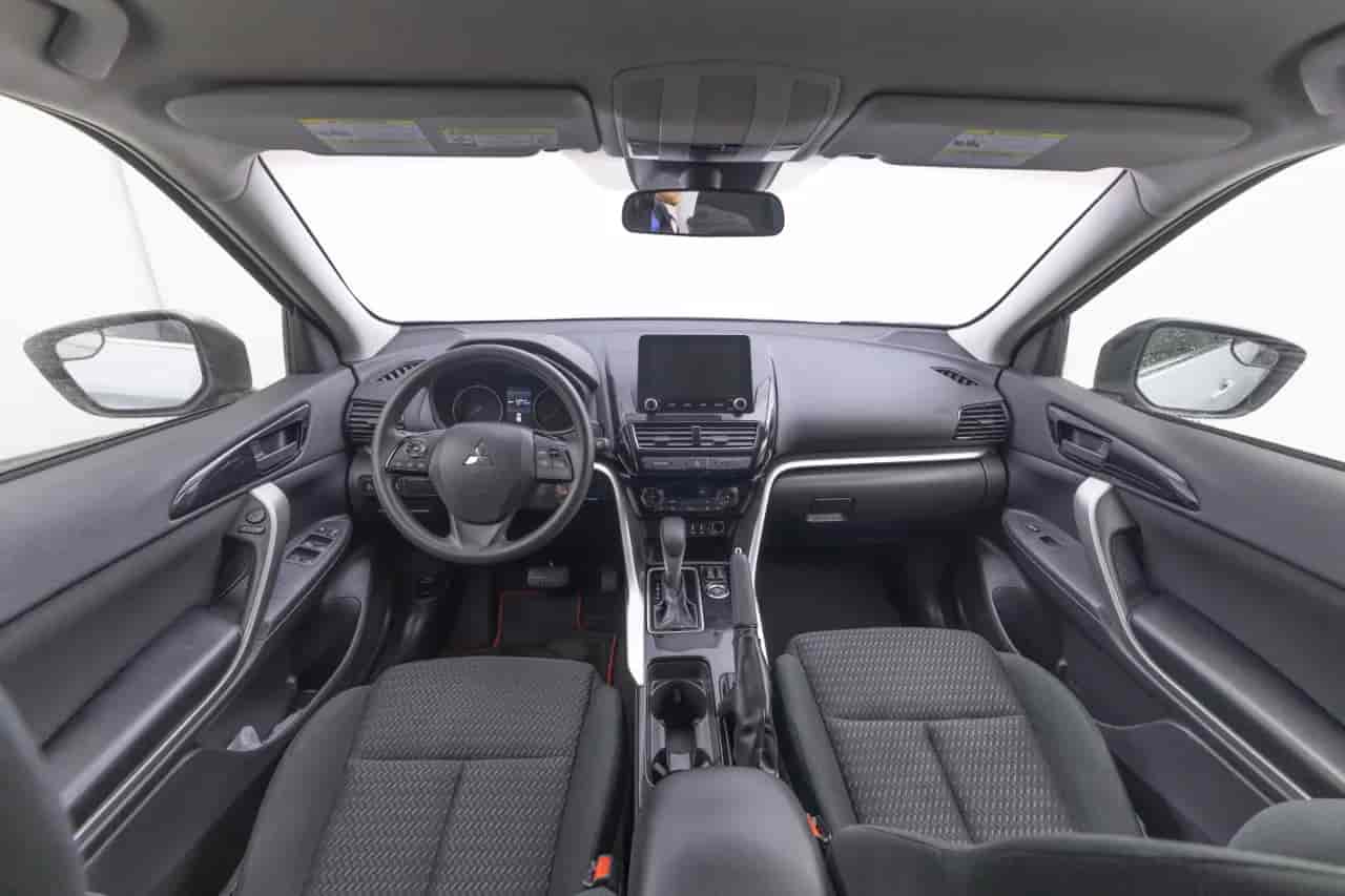 MITSUBISHI Eclipse Cross - 9