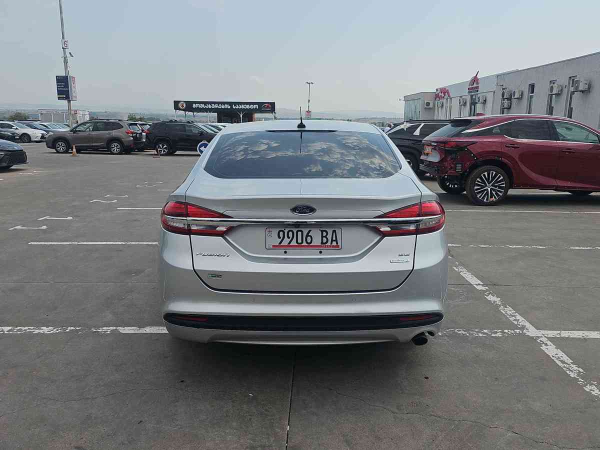 FORD Fusion - 5
